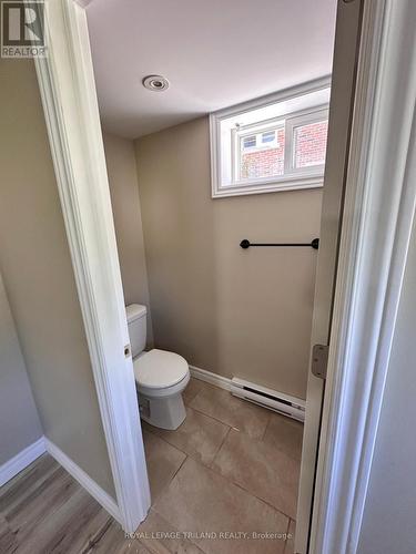 Bathroom - Lower Level - 474 Moore Street N, London, ON - Indoor Photo Showing Bathroom