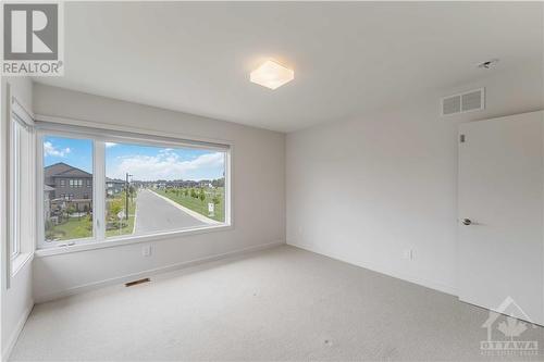 310 Longworth Avenue, Ottawa, ON - Indoor Photo Showing Other Room