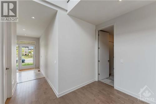 310 Longworth Avenue, Ottawa, ON - Indoor Photo Showing Other Room