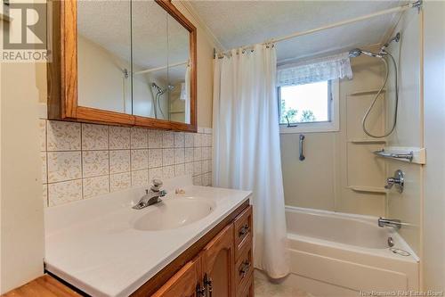 268 Woolastook Drive, Grand Bay-Westfield, NB - Indoor Photo Showing Bathroom