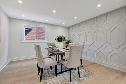 79 Trenholme Crescent, Hamilton, ON - Indoor Photo Showing Dining Room