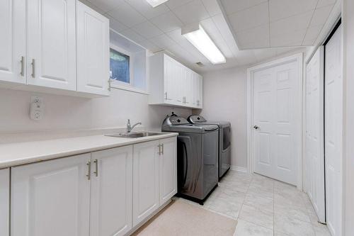 4311 Belfast Avenue, Burlington, ON - Indoor Photo Showing Laundry Room