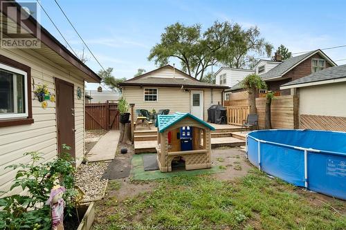 2462 Cadillac Street, Windsor, ON - Outdoor With Deck Patio Veranda With Exterior