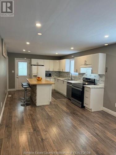 1647 Factoria Road Unit# Upper Level, Windsor, ON - Indoor Photo Showing Kitchen