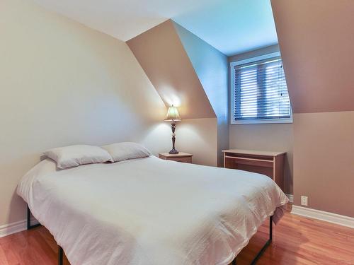 Bedroom - 909 Rg St-Régis S., Saint-Isidore, QC - Indoor Photo Showing Bedroom