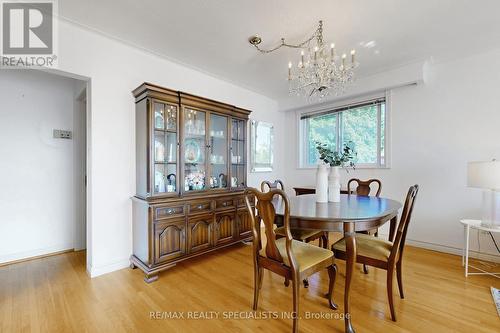 1489 Holburne Road, Mississauga, ON - Indoor Photo Showing Dining Room