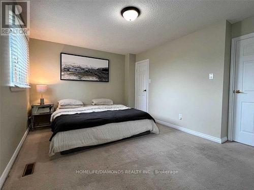 18 - 164 Moregate Crescent, Brampton, ON - Indoor Photo Showing Bedroom