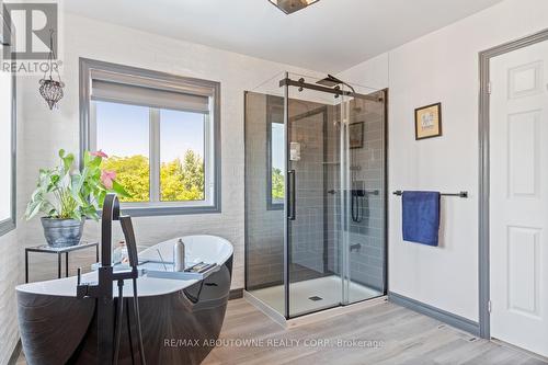 2244 Chickadee Crescent, Oakville (West Oak Trails), ON - Indoor Photo Showing Bathroom