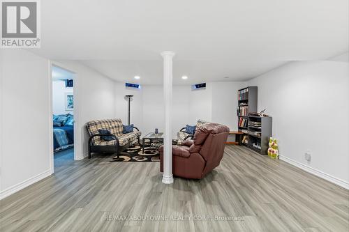 2244 Chickadee Crescent, Oakville, ON - Indoor