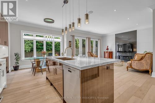 410 Atwater Avenue, Mississauga (Mineola), ON - Indoor Photo Showing Kitchen With Double Sink With Upgraded Kitchen