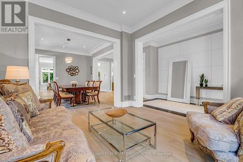 410 Atwater Avenue, Mississauga (Mineola), ON - Indoor Photo Showing Living Room