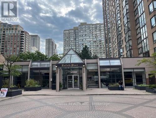 612 - 265 Enfield Place, Mississauga, ON - Outdoor