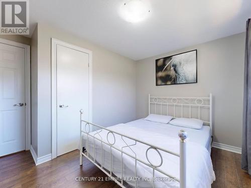 1139 Shadeland Drive, Mississauga (Erindale), ON - Indoor Photo Showing Bedroom