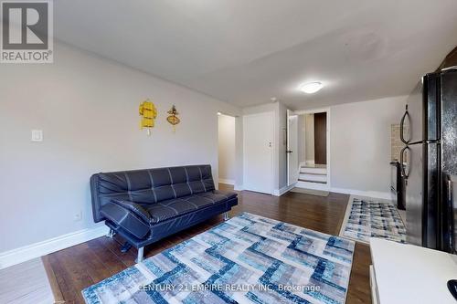 1139 Shadeland Drive, Mississauga (Erindale), ON - Indoor Photo Showing Living Room