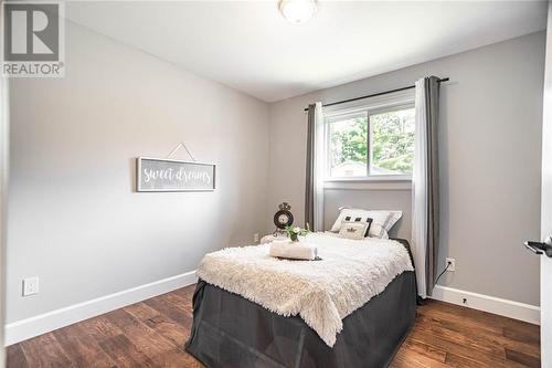 1006 Beatty Crescent, Deep River, ON - Indoor Photo Showing Bedroom