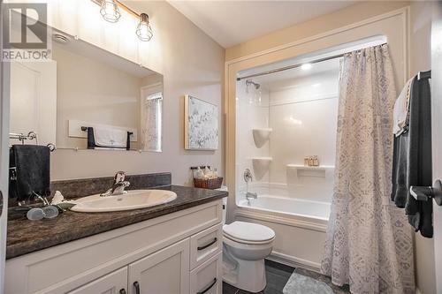 1006 Beatty Crescent, Deep River, ON - Indoor Photo Showing Bathroom