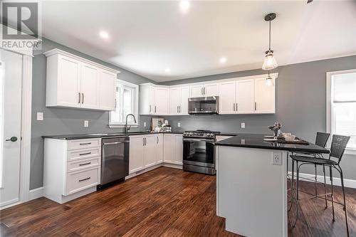 1006 Beatty Crescent, Deep River, ON - Indoor Photo Showing Kitchen