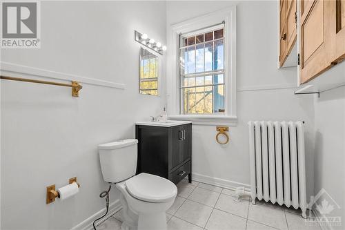 209 Daly Avenue Unit#4, Ottawa, ON - Indoor Photo Showing Bathroom