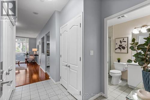 114 - 1000 The Esplanade N, Pickering, ON - Indoor Photo Showing Bathroom