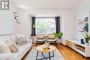 17 Kings Park Boulevard, Toronto (Danforth Village-East York), ON  - Indoor Photo Showing Living Room 