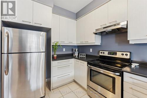 49 Selby Crescent, Bradford West Gwillimbury (Bradford), ON - Indoor Photo Showing Kitchen