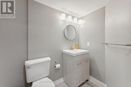 49 Selby Crescent, Bradford West Gwillimbury (Bradford), ON - Indoor Photo Showing Bathroom