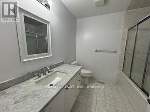 168 Keystar Court, Vaughan (Vellore Village), ON - Indoor Photo Showing Bathroom