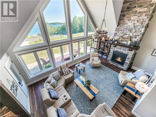 112 Tamarac Road, Northern Bruce Peninsula, ON - Indoor Photo Showing Other Room With Fireplace