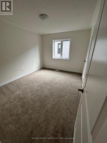 147 Rosanne Circle, Wasaga Beach, ON - Indoor Photo Showing Other Room