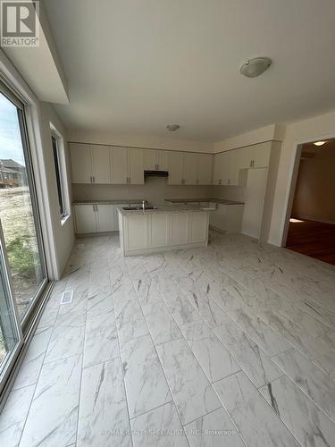 147 Rosanne Circle, Wasaga Beach, ON - Indoor Photo Showing Other Room