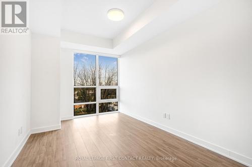 429 - 681 Yonge Street, Barrie, ON - Indoor Photo Showing Other Room