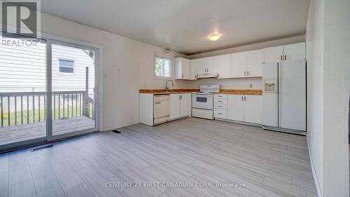 49 - 490 Third Street, London, ON - Indoor Photo Showing Kitchen