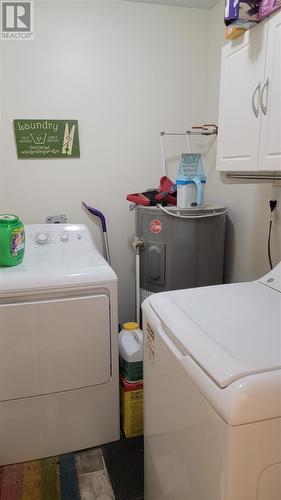 262-266 Wellington St, Sault Ste. Marie, ON - Indoor Photo Showing Laundry Room