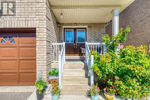 9 Solidarity Court, Brampton (Bram West), ON - Outdoor With Deck Patio Veranda With Exterior