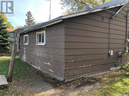 139 Harvey Street, Kamsack, SK - Outdoor With Exterior