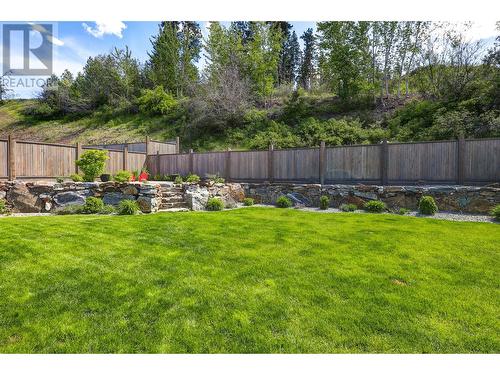 419 Hawk Hill Drive, Kelowna, BC - Outdoor With Backyard