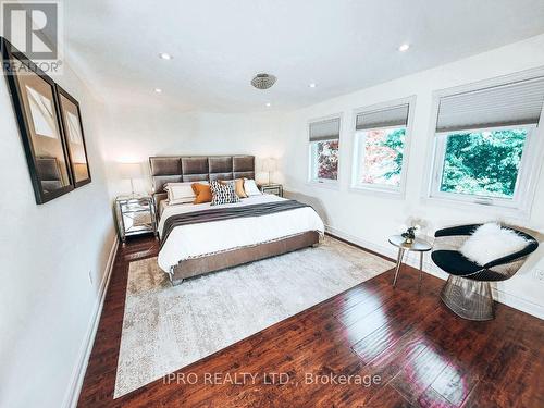 60 Lund Street, Richmond Hill (North Richvale), ON - Indoor Photo Showing Bedroom