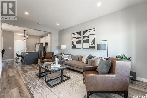 301 Brighton Boulevard, Saskatoon, SK - Indoor Photo Showing Living Room