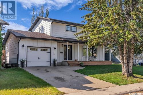 150 Batoche Crescent, Saskatoon, SK - Outdoor With Facade