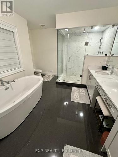 24 Upbound Court, East Gwillimbury (Holland Landing), ON - Indoor Photo Showing Bathroom