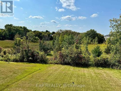 24 Upbound Court, East Gwillimbury, ON - Outdoor With View