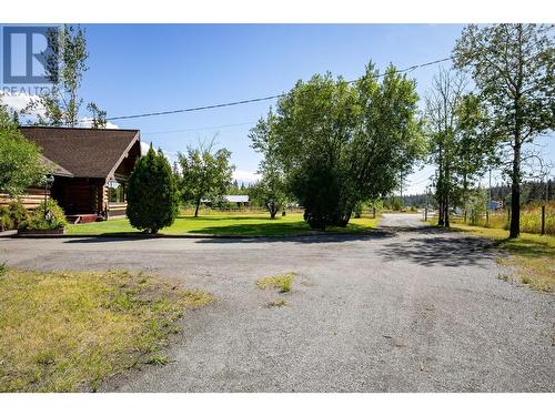 811 Chasm Road, Clinton, BC - Outdoor