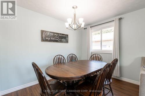 90 Moore Street, Aylmer (Ay), ON - Indoor Photo Showing Dining Room