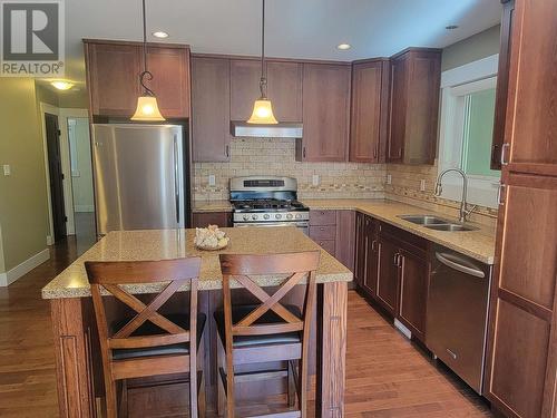 1030 Mcrae Road, Quesnel, BC - Indoor Photo Showing Kitchen With Double Sink