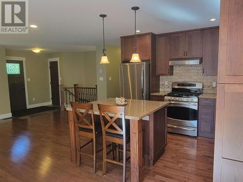 1030 Mcrae Road, Quesnel, BC - Indoor Photo Showing Kitchen With Upgraded Kitchen