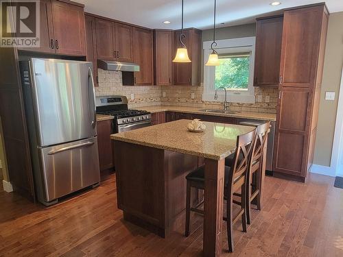 1030 Mcrae Road, Quesnel, BC - Indoor Photo Showing Kitchen