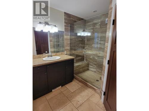 1030 Mcrae Road, Quesnel, BC - Indoor Photo Showing Bathroom