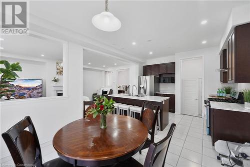 18 Curtis Street, Breslau, ON - Indoor Photo Showing Dining Room