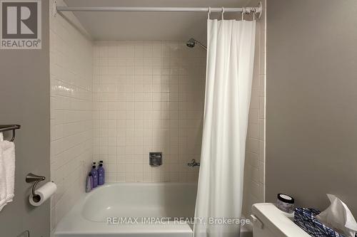 31 - 43 Taunton Road E, Oshawa (Centennial), ON - Indoor Photo Showing Bathroom