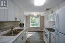 31 - 43 Taunton Road E, Oshawa (Centennial), ON  - Indoor Photo Showing Kitchen With Double Sink 